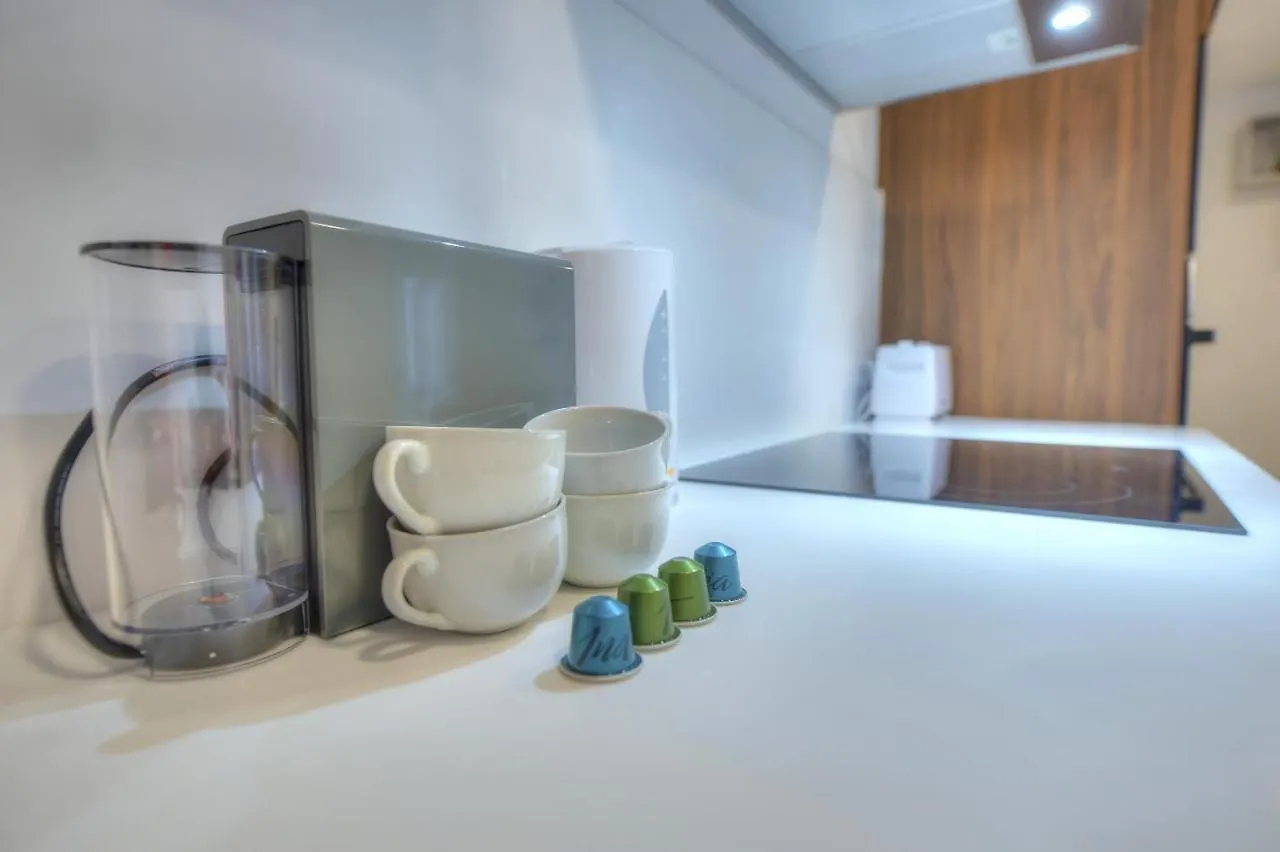 Spacious And Tastefully Furnished 2 Bedroom Apartment Ddif1-3 Gzira