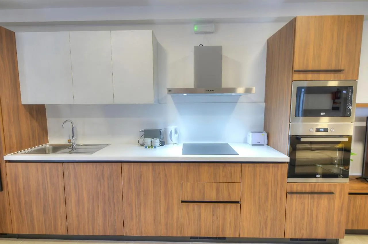 Spacious And Tastefully Furnished 2 Bedroom Apartment Ddif1-3 Gzira