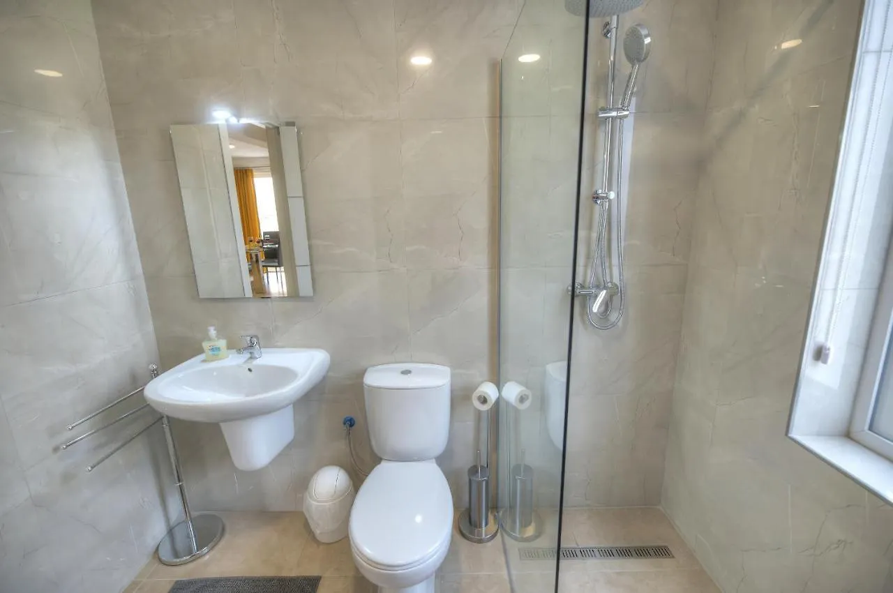 Spacious And Tastefully Furnished 2 Bedroom Apartment Ddif1-3 Gzira
